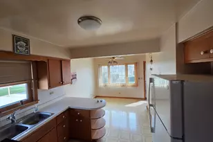 8423 N Shermer Road N, Niles, IL 60714 - Photo 10