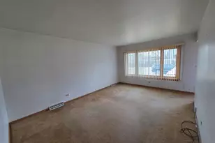 8423 N Shermer Road N, Niles, IL 60714 - Photo 4