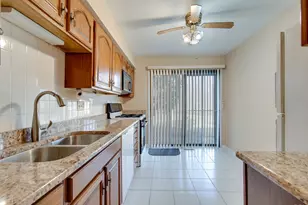 715 Elizabeth Dr, Wood Dale, IL 60191 - Photo 4