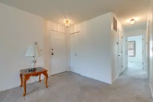 715 Elizabeth Dr, Wood Dale, IL 60191 - Photo 8