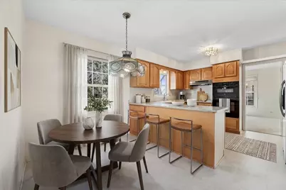 258 Stonegate Road, Trout Valley, IL 60013 - Photo 4