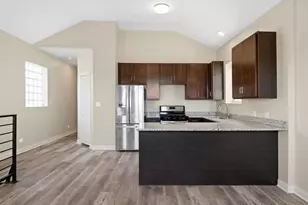 2855 W Arthington St, Chicago, IL 60612 - Photo 6