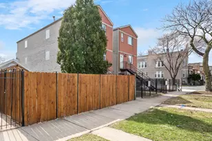 2855 W Arthington St, Chicago, IL 60612 - Photo 2