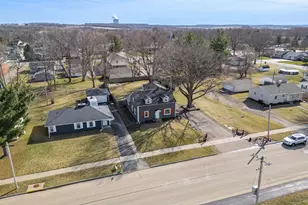 932 W 2nd St, Byron, IL 61010 - Photo 4