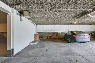 2440 186th St, Lansing, IL 60438 - Photo 16