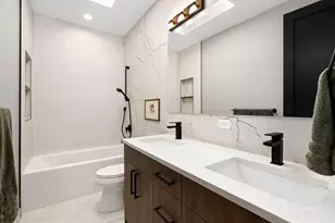 4218 N Kildare Ave, Chicago, IL 60641 - Photo 38