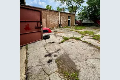 10610 S Vincennes Avenue, Chicago, IL 60643 - Photo 12