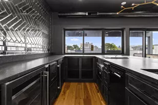 1230 W Newport Ave, Chicago, IL 60657 - Photo 24
