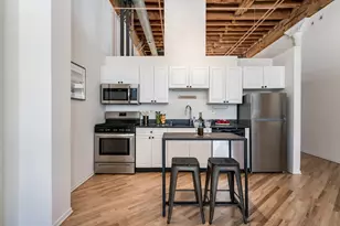 226 N Clinton St, Chicago, IL 60661 - Photo 6