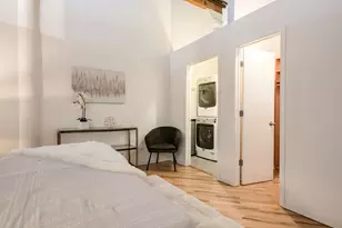 226 N Clinton St, Chicago, IL 60661 - Photo 14