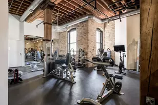 226 N Clinton St, Chicago, IL 60661 - Photo 22