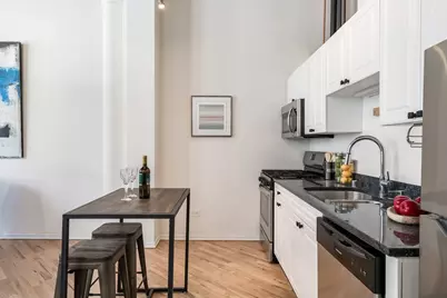 226 N Clinton Street #112, Chicago, IL 60661 - Photo 8