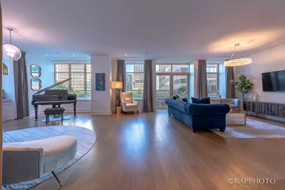 118 E Erie Street #15A, Chicago, IL 60611 - Photo 12