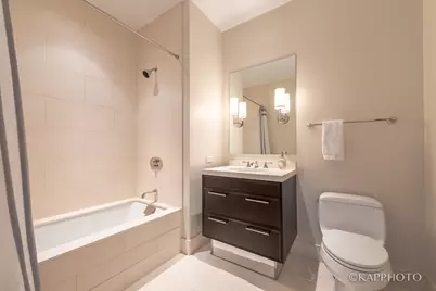 118 E Erie Street #15A, Chicago, IL 60611 - Photo 42