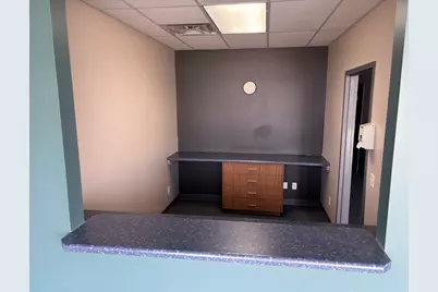 1320 11th Street NW, Clinton, IA 52732 - Photo 4