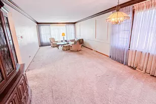 1025 Blouin Dr, Dolton, IL 60419 - Photo 8