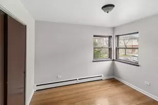 805 N 22nd Ave, Melrose Park, IL 60160 - Photo 8
