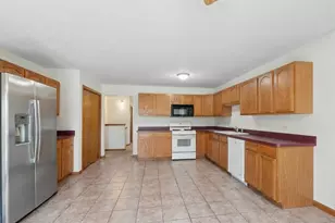 2635 Molly Ct, New Lenox, IL 60451 - Photo 4