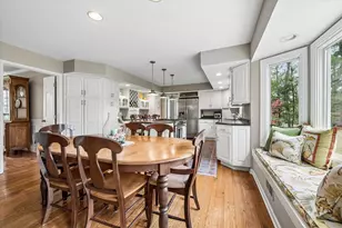 4233 Oaksbury Ln, Rolling Meadows, IL 60008 - Photo 10