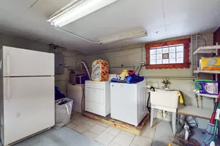 3703 S 58th Ct, Cicero, IL 60804 - Photo 22