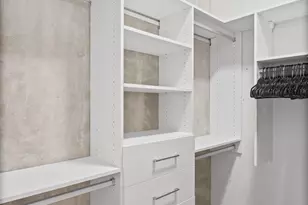 630 N Franklin St, Chicago, IL 60654 - Photo 26
