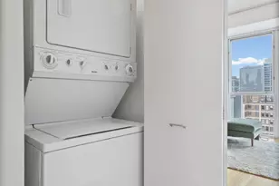 630 N Franklin St, Chicago, IL 60654 - Photo 22