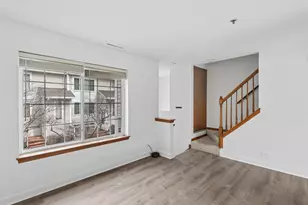 309 Emerald Ct, Bolingbrook, IL 60440 - Photo 4