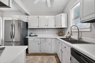 711 Renrose Ave, Loves Park, IL 61111 - Photo 4