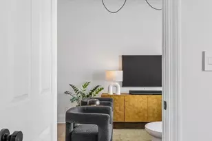 1627 W Lawrence Ave, Chicago, IL 60640 - Photo 8