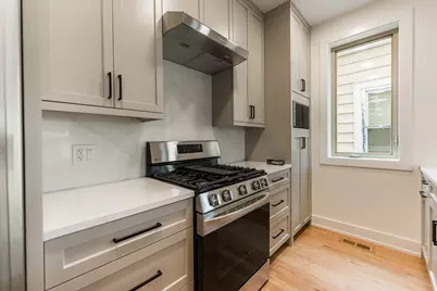 [Address not provided], Chicago, IL 60660 - Photo 6