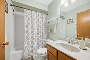 11919 Somerset Rd, Orland Park, IL 60467 - Photo 14