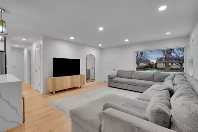 9317 Olcott Avenue, Morton Grove, IL 60053 - Photo 6