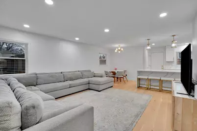 9317 Olcott Avenue, Morton Grove, IL 60053 - Photo 8