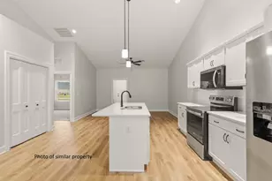 156 Skaloud Ct, East Moline, IL 61244 - Photo 10