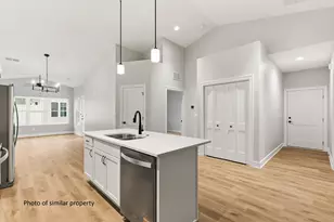 156 Skaloud Ct, East Moline, IL 61244 - Photo 2