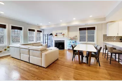 618 W Oakdale Avenue #4, Chicago, IL 60657 - Photo 2