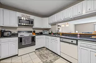 1265 N Sterling Ave, Palatine, IL 60067 - Photo 4