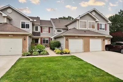 202 Sierra Pass Drive, Schaumburg, IL 60194 - Photo 1