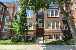 6730 S Clyde Ave, Chicago, IL 60649 - Photo 1