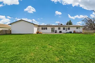 2314 Westward Dr, Spring Grove, IL 60081 - Photo 26