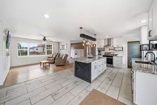 2314 Westward Dr, Spring Grove, IL 60081 - Photo 10