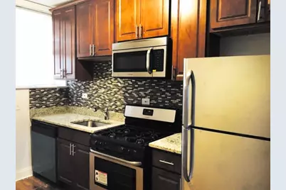 2250 N Spaulding Avenue #1, Chicago, IL 60647 - Photo 2