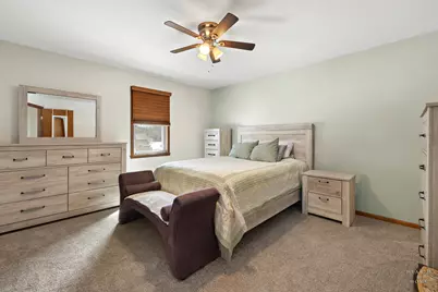 12715 Waltham Close, Roscoe, IL 61073 - Photo 22