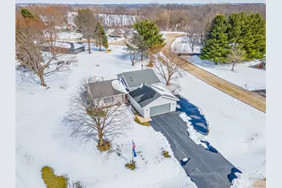 12715 Waltham Close, Roscoe, IL 61073 - Photo 30