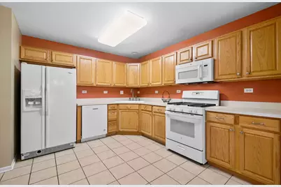 2282 Foxmoor Lane #0, Aurora, IL 60502 - Photo 4