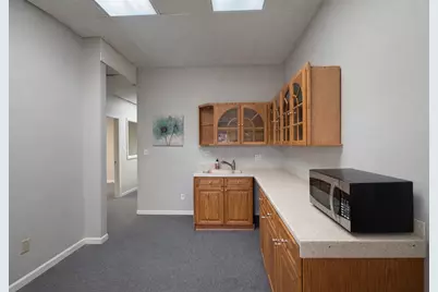 117 E 9th Street, Lockport, IL 60441 - Photo 8