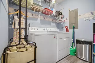 24 Bay Pointe Dr, Bloomington, IL 61704 - Photo 26