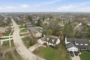 24 Bay Pointe Dr, Bloomington, IL 61704 - Photo 40