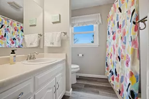 24 Bay Pointe Dr, Bloomington, IL 61704 - Photo 22