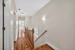 1926 W Oakdale Ave, Chicago, IL 60657 - Photo 16